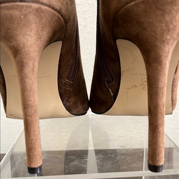 Ann Taylor Brown Heeled Boots with Stiletto Heel and Peep-Toe Design - Picture 6 of 11